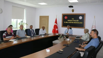 Amasya İl Millî Eğitim Müdürlüğü’nde Haftalık Değerlendirme Toplantısı Yapıldı