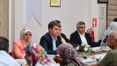 Amasya Protokolünden Merzifon Huzurevi’ne Bayram Ziyareti