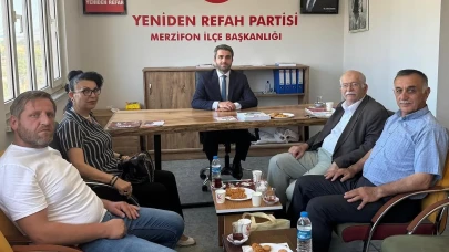 Merzifon Vakfı’ndan Yeniden Refah Partisi’ne Nezaket Ziyareti
