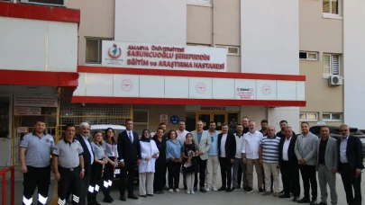Hasan Çilez’den Bayramda Hastane Ziyareti