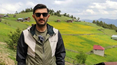 3 bin kilometreden gelip memleketini tanıtıyor