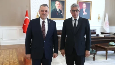 AK Parti Amasya Milletvekili Hasan Çilez’den Sağlık Bakanı’na Ziyaret