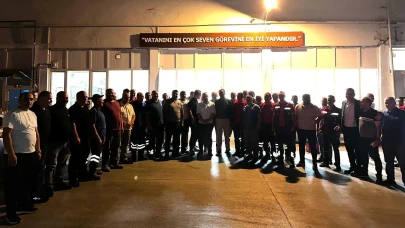Başkan Turgay Sevindi Gece Mesaisindeki Temizlik Ekiplerini Ziyaret Etti