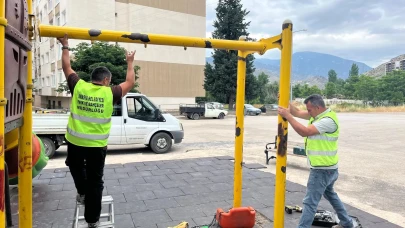 Amasya Belediyesi’nden Örnek Davranış: 55 Evler Mahallesi’ne Yeni Salıncak Kuruldu