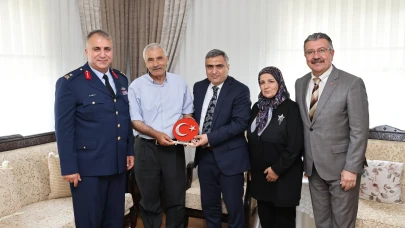 Merzifon Kaymakamı Karaaslan’dan Şehit ve Gazi Ailelerine Bayram Ziyareti