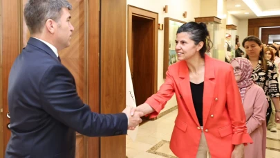 Vali Bakan’dan Personeline Bayram Tebriği