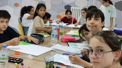 Gümüşhacıköy’de Sanatla Buluşma: Kütüphane ve Halk Eğitimden Ortak Resim Kursu