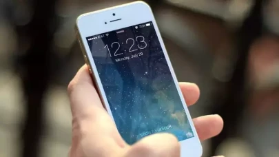 Rüyada Telefon Kaybetmek ve Aramak Ne Anlama Gelir? İşte Tüm Yorumlar