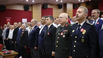 Vali Önder Bakan, 15 Temmuz Paneli ve Fotoğraf Sergisi Açılışına Katıldı