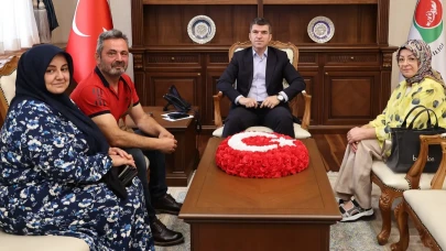 Gaziler ve Iğdır İl Göç İdaresi Yetkilisinden Vali Önder Bakan’a Ziyaret