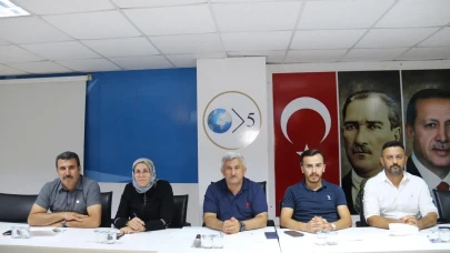 AK Parti Amasya Haftalık Yönetim Kurulu Toplantısını Gerçekleştirdi