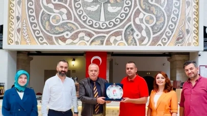 Rektör Turabi, Amasya Elma Ağacı Mozaiğini Yerinde İnceledi