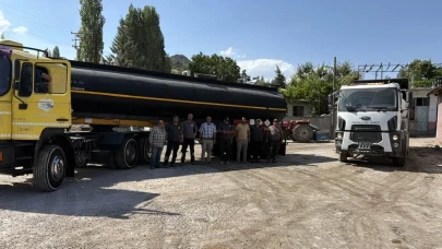 Merzifon’da Köy Yollarında Asfalt Çalışmaları Sürüyor