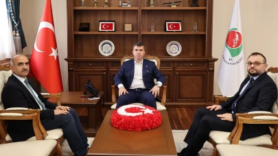 Amasya Valisi Önder Bakan’a Anlamlı Ziyaretler