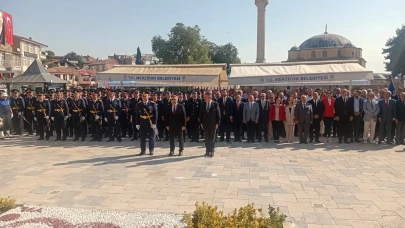 Merzifon’da 30 Ağustos Zafer Bayramı Çelenk Sunma Töreni Düzenlendi