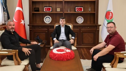 Amasya Valisi Önder Bakan’a Anlamlı Ziyaret