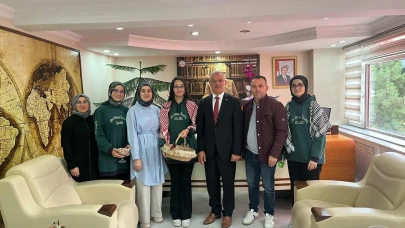 Merzifon’da Mavi Kurdele Farkındalığı