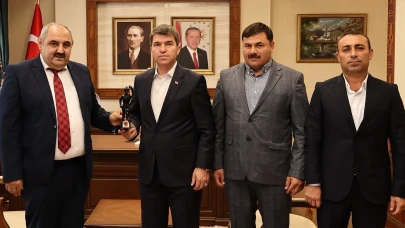 Amasya Valisi Önder Bakan’a Anlamlı Ziyaretler