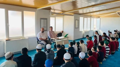 Merzifon Müftülüğü’nden Hafızlık Öğrencilerine “Vatan” Konferansı