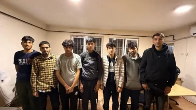 Amasya’da Düzensiz Göçmen Operasyonu: 8 Kişi Yakalandı, 3 Gözaltı