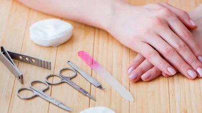 Tırnak Bakımı Nasıl Yapılır? Sağlıklı ve Güçlü Tırnaklar İçin Öneriler
