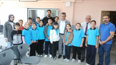 Seçim Vaadi Gerçek Oldu: Başkan Uzun Sınıfta!