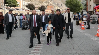 Vali Bakan’dan Kültüre Destek