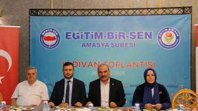 AK Parti İl Başkanı Uzun, Eğitim-Bir-Sen Divanında