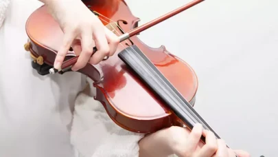 Keman Rüyasının Sırları: Aşk ve Huzur Mesajı