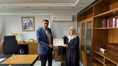 Merzifon’da İlçe Vaizine Başarı Belgesi Takdim Edildi