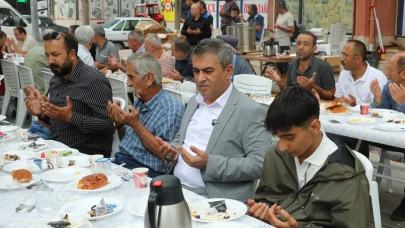 Başkan, Yeni Mahalle Esnaflarıyla Kahvaltıda Buluştu