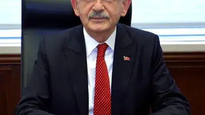 Kılıçdaroğlu Makam Odasında