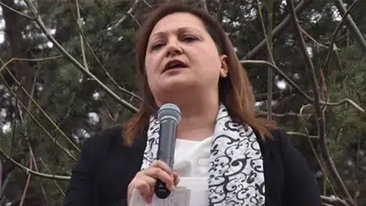 Burcu Köksal AK Parti'ye Geçiyor