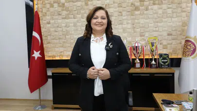 Burcu Köksal AK Parti'ye Katıldı