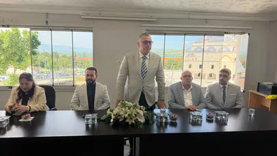 Suluova’da AK Parti Bayramlaşmasına Yoğun Katılım