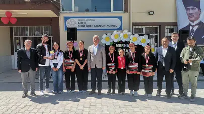 Merzifon’da 23 Nisan Coşkusu Gecikmeli Ama Gururla Kutlandı!