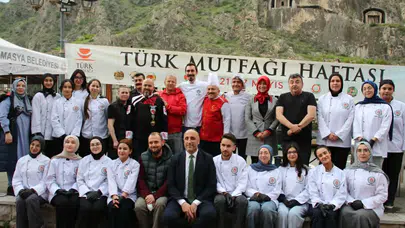 Şampiyon Şef Sezer Dirican, Türk Mutfağı Haftası için Amasya’da