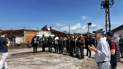 Merzifon’da Hac Heyecanı! Köy Meydanında Duygulandıran Anlar