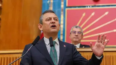 Özgür Özel ve 28 İsim Parti Meclisi’nden İstifa Etti