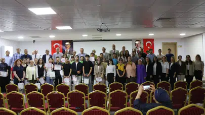 Amasya'da Türkçenin Yıldızları Sahneye Çıktı