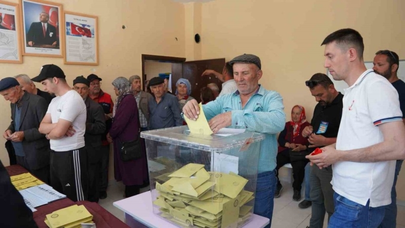 Sandıklar Açıldı: 2 Beldeyi AK Parti, 1'er Beldeyi ise CHP ve MHP kazandı