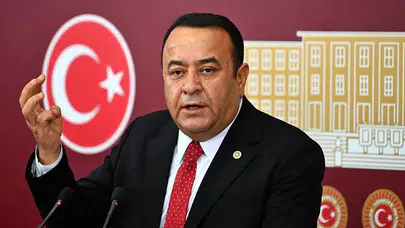 CHP'de Şok Ayrılık! Ankara Milletvekili İstifa Etti