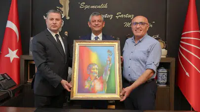 Amasya'dan Özgür Özel'e Anlamlı Ziyaret
