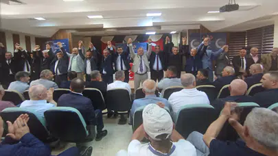 MHP Merzifon'da Yeni Dönem Başladı! Cüneyt Yamak İlçe Başkanı Seçildi