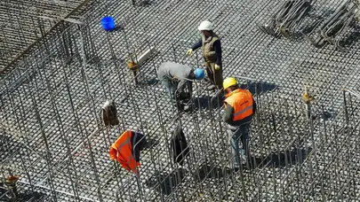 Rüyada İnşaat Görmek Ne Anlama Gelir? İşte En Çok Merak Edilen Rüya Yorumları