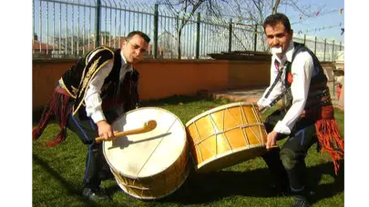 Rüyada Davul Zurna Görmek Ne Anlama Gelir? Hayatınızda Büyük Değişim Kapıda!