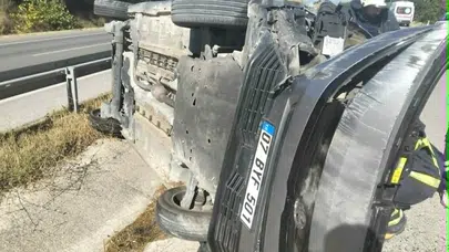 Merzifon’da İki Araç Çarpıştı: 3 Kişi Yaralandı