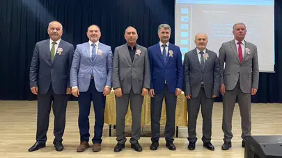 Suluova’da Gönüllere Dokunan Konferans