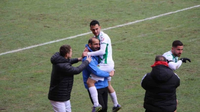 Amasyaspor FK Fırsat Tepti: 2-2