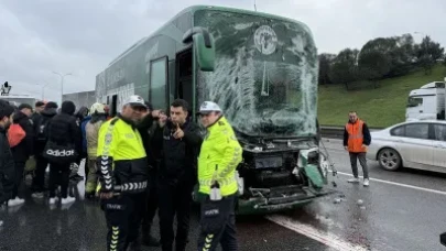 Maça Giderken Kaza: Konyaspor U19 Yürekleri Ağıza Getirdi